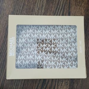Micheal Kors scarf/hat gift! BRAND NEW!!